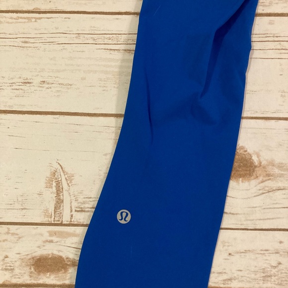 Lululemon Base Pace High-Rise Crop Size 2 - Picture 11 of 16
